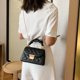 thumbnail image 4 of Bolsos de mujer populares que combinan con todo, estilo coreano 2025, cadena de moda, bandolera de red, bolso de celebridad, bolso cuadrado pequeño, 4 of 5