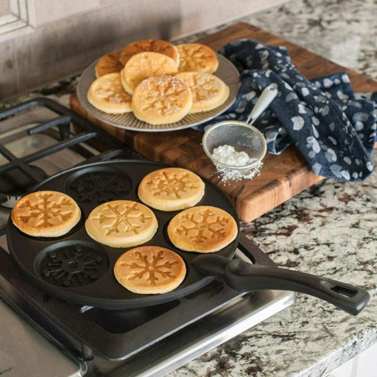 Nordic Ware Vintage Christmas Pancake Skillet Pan