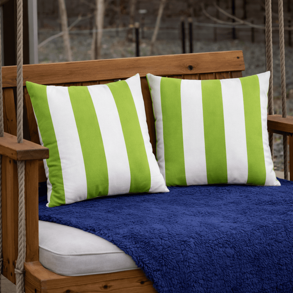 SDJPOI 2 Pack Outdoor Throw Pillows, 18x18 Inch Waterproof & Fade-Resistant Patio Cushions, Soft Decorative Pillows for Home, Garden