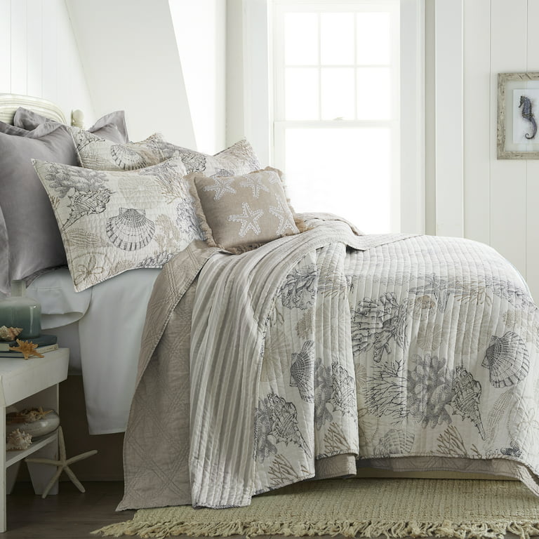 Levtex Home - Capian Sea Neutral Quilt Set - King Quilt (106x92in.) + Two  King Pillow Shams (106x92in.) - Coastal - Taupe, Cream, Grey - Reversible - 