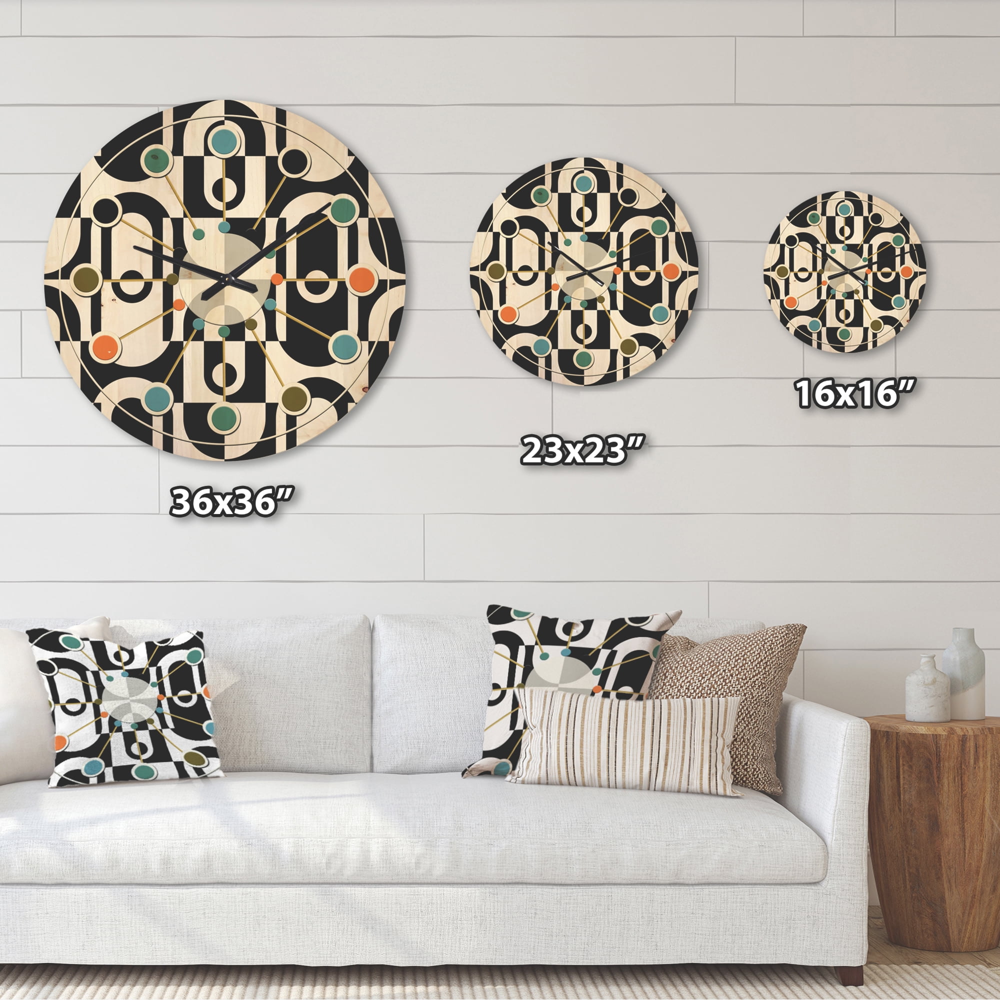 Designart 'Black and White Geometric Pattern VIII' Mid-Century Modern Wood Wall Clock