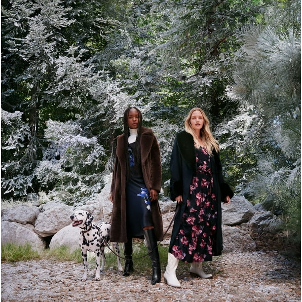 Scoop Women's & Women's Plus Faux Fur Oversized Maxi Coat, Sizes