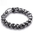 thumbnail image 3 of Pulsera de calavera de acero de titanio retro de moda para hombre, pulsera de fantasma de acero inoxidable con personalidad de tendencia, joyería, 3 of 6