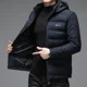 thumbnail image 4 of Abrigo frío para hombre 2024 Nueva chaqueta de plumón corta Ropa de diseñador de lujo Chaqueta de plumón de invierno cálida y gruesa para hombre, 4 of 5