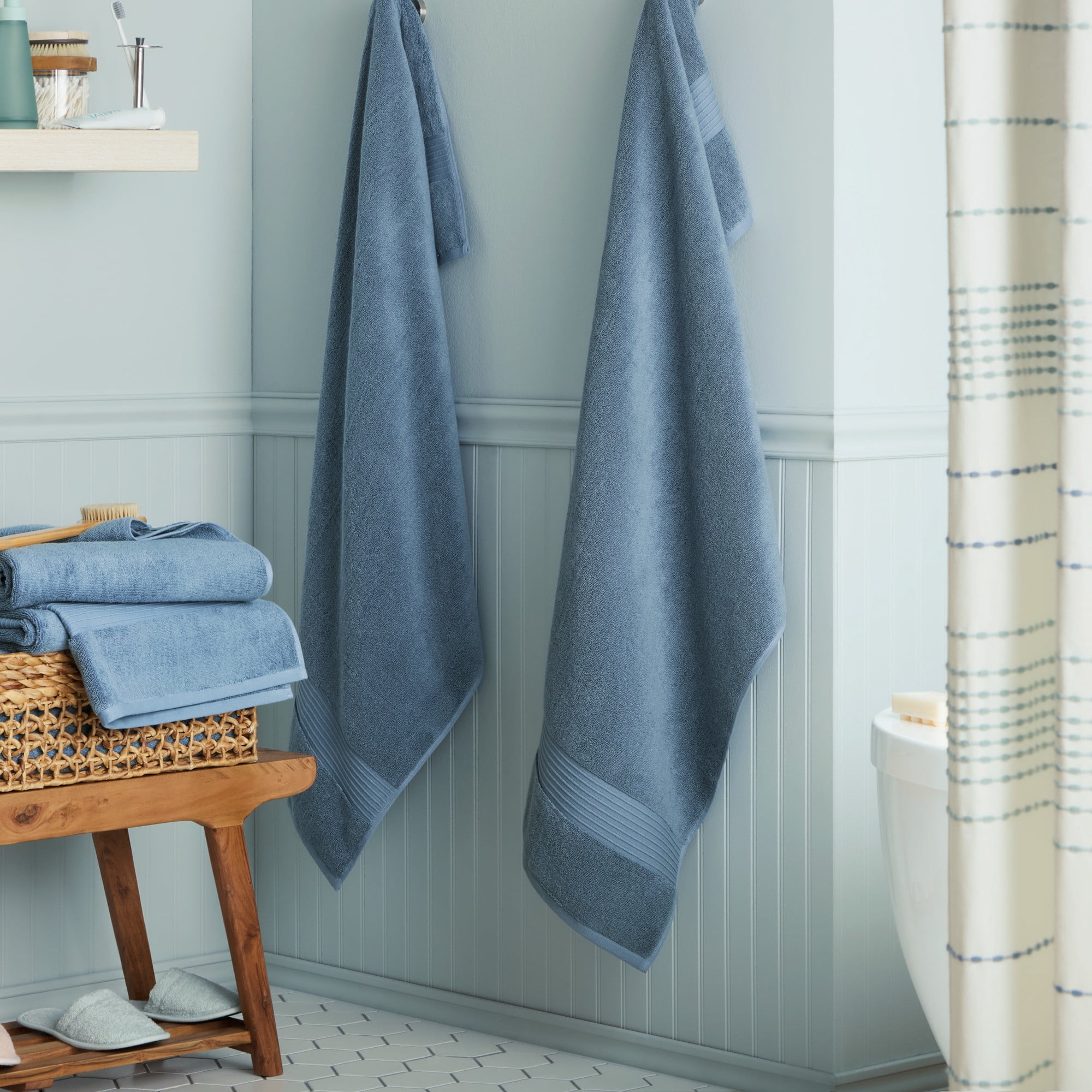 TOWN & COUNTRY EVERYDAY 4-Piece Solid Dobby Border Bath Towel Set, 30"x58", 100% Cotton, Plush & Absorbent 650GSM, Blue