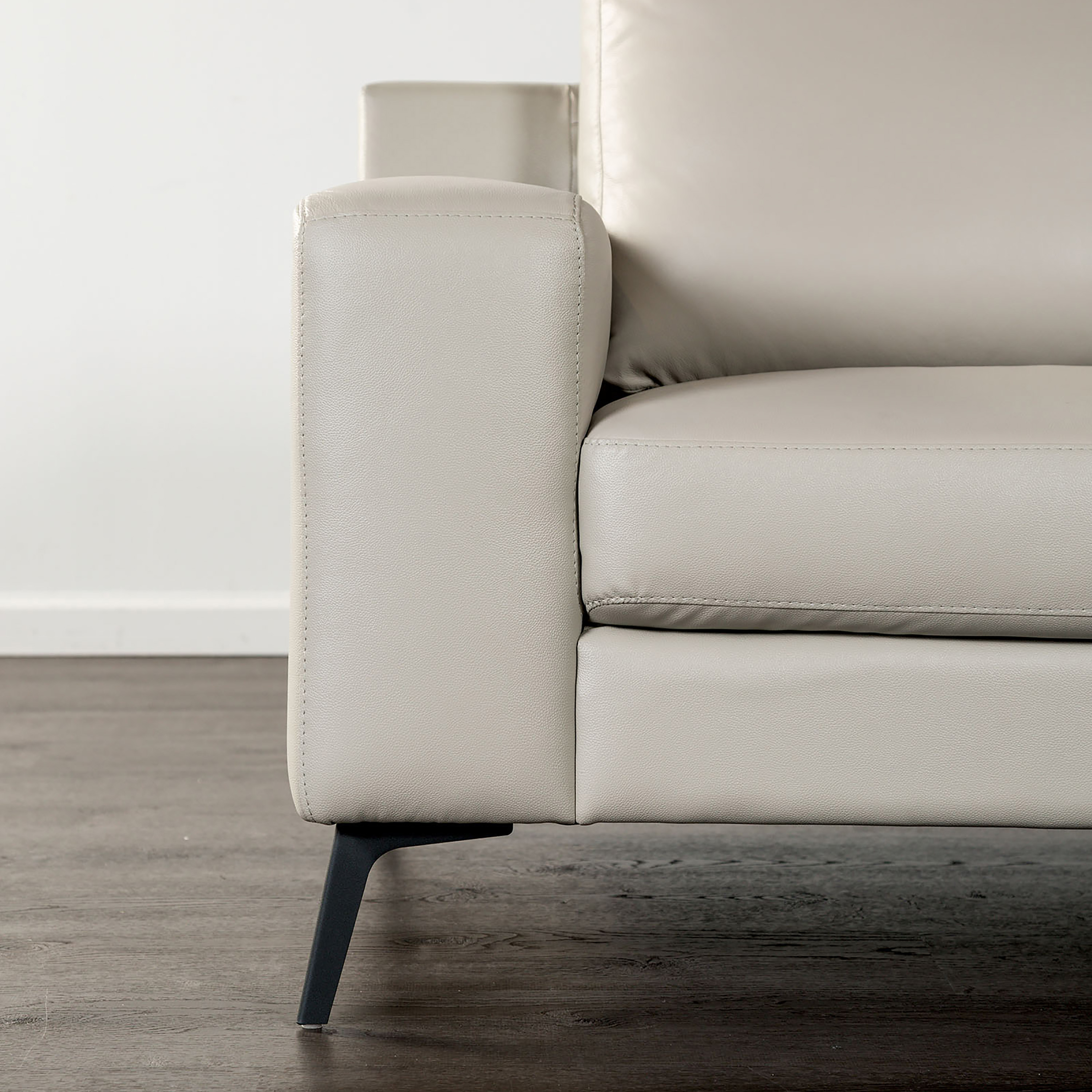 Furniture of America Teira Modern Left Arm Facing Faux Leather L-Shape Sectional, Light Gray