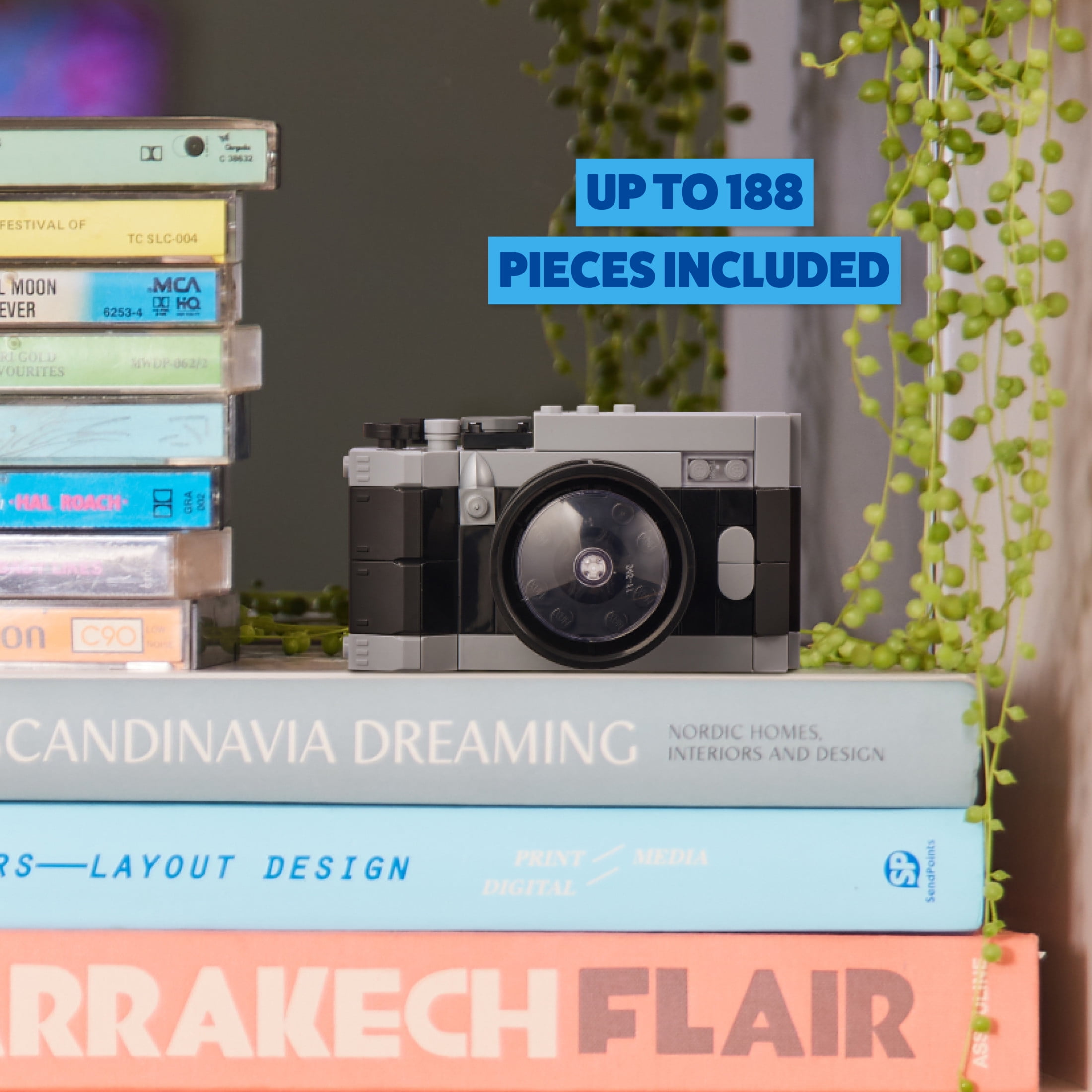 MAX Build More Premium Retro Series 2 (Camera) by ZURU – Novelty Unboxing Toy & Building Brick Collectible Minis with up to 188 Pieces, Retro Designs to Build & Display, Ages 8+, Kids, Teens & Adults.