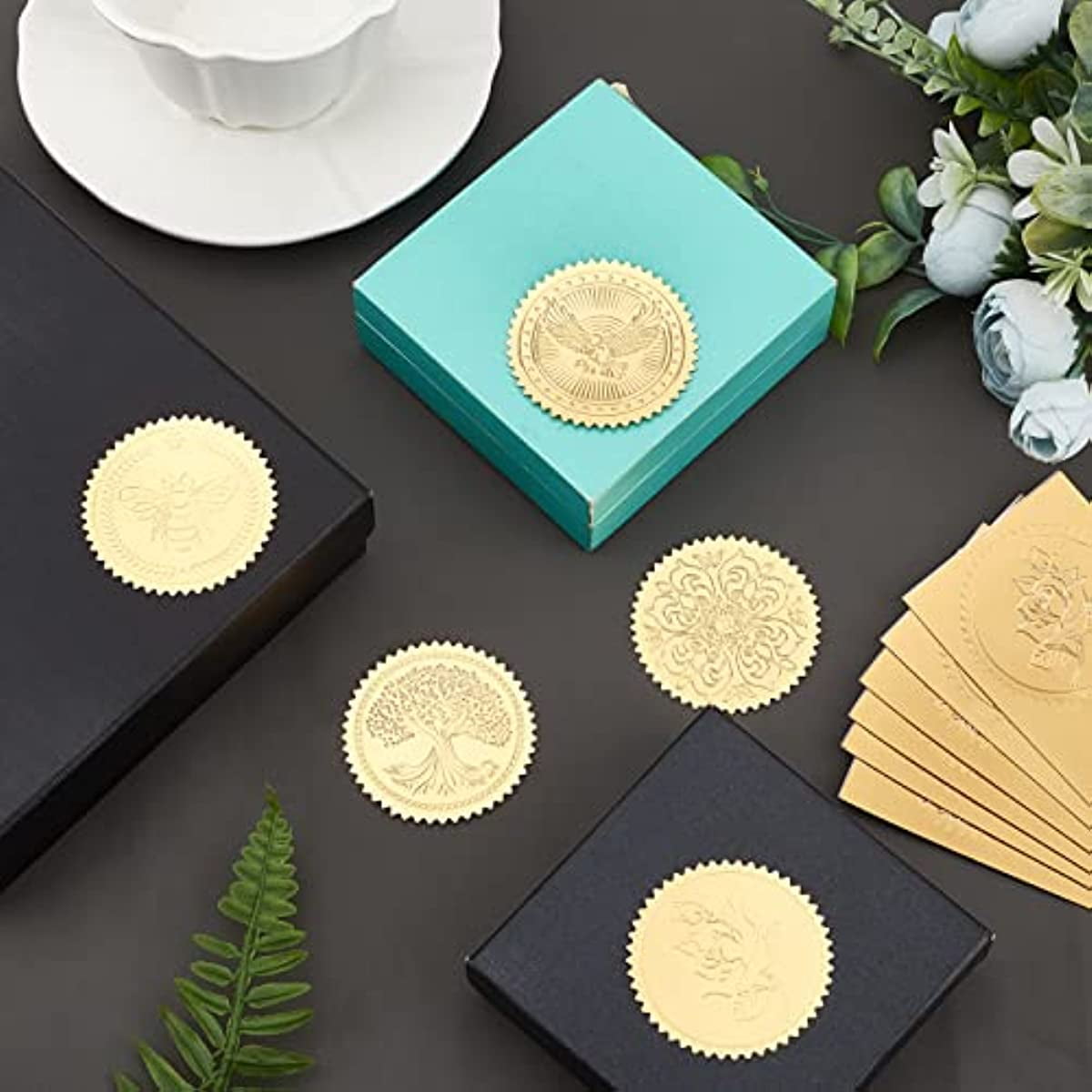 Gold Foil Sticker Embossed Seals LARGE Round 2 In, Foiled Stickers, Wedding  Envelope Seals, Wedding Invitations, Christmas Stickers / D15G 