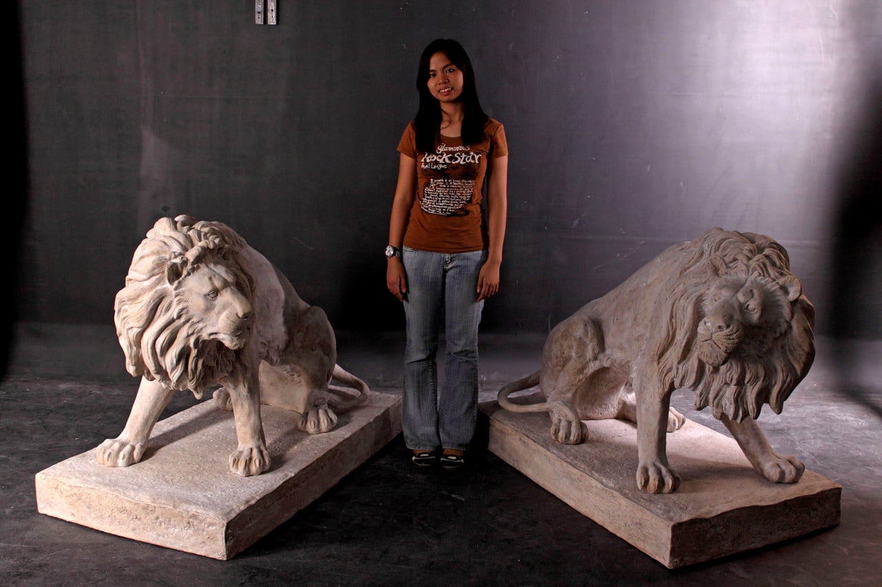 Symmetrical Pair of 39 Inch Entry Lions in Rough Stone - Walmart