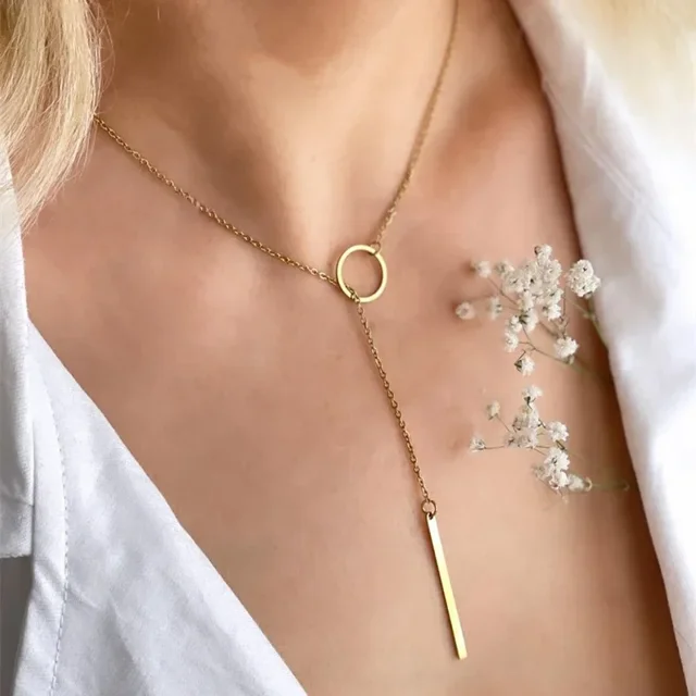 New Cross-border Couple Cavicle Chain Geometric Heart-shaped Light Luxury Temperament Simple Sweet Love Pendant Necklace Jewelry