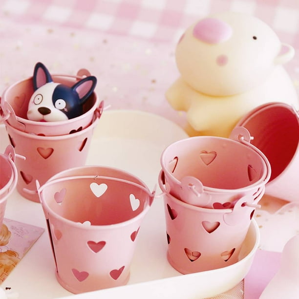 Heart Hollow Round Pen Holder Decoration adorable mini desk storage bucket