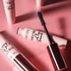 thumbnail image 4 of Máscara Note Cosmetics Volume One Touch, color negro, 10 ml, 4 of 5