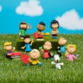 thumbnail image 3 of Set de Figuras de Colección Peanuts 10 piezas 7.5 cm Juguetes, 3 of 7