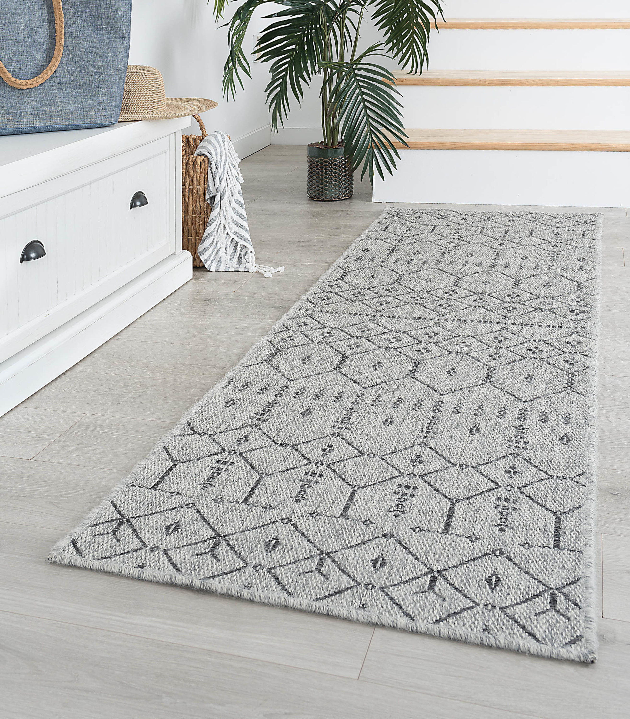 Bliss Rugs Elysia Modern Runner Rug