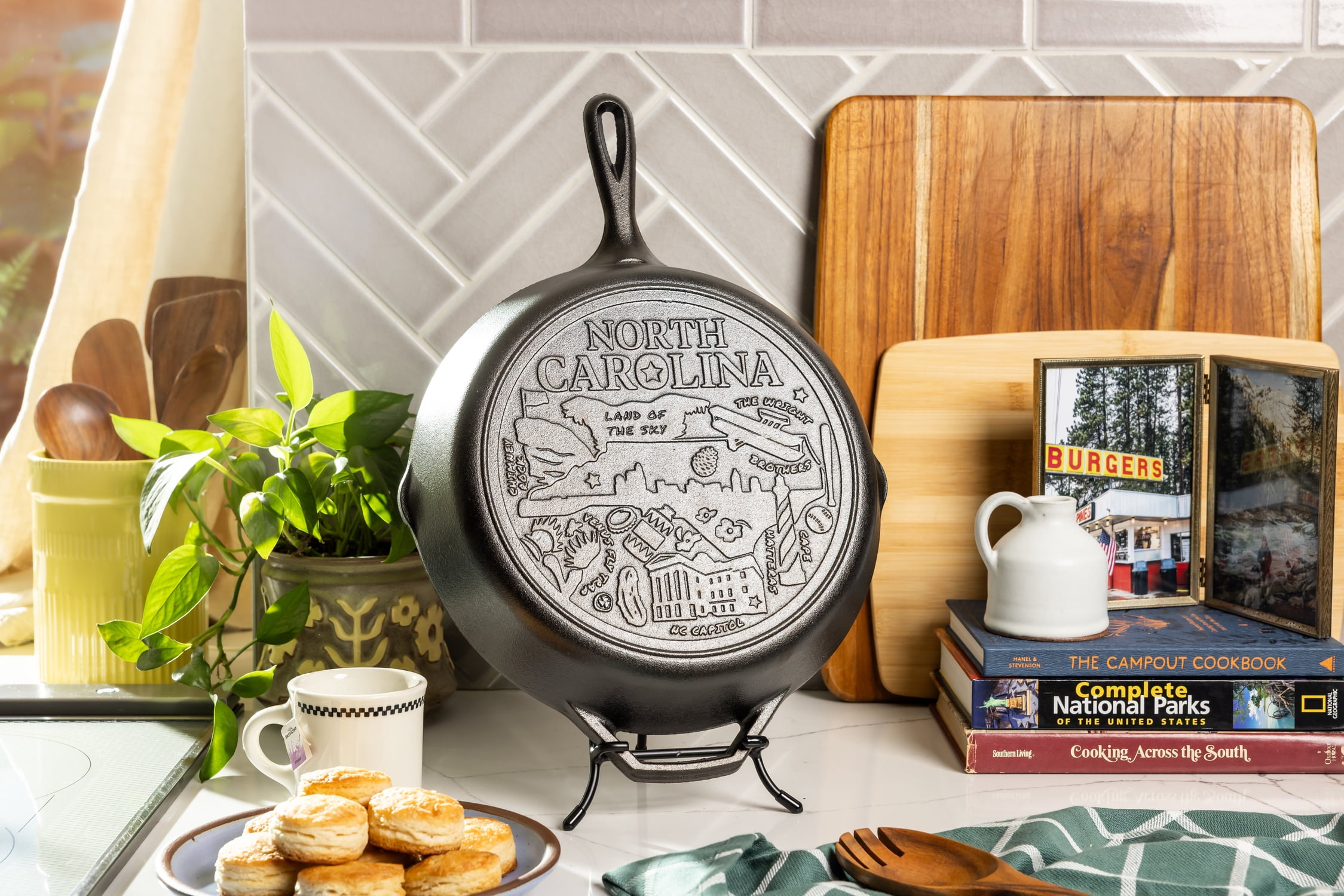 Lodge 12 Inch Seasoned Cast Iron Skillet w/ North Carolina Road Trip