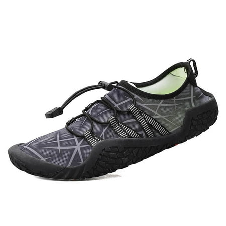 mens water shoes canada