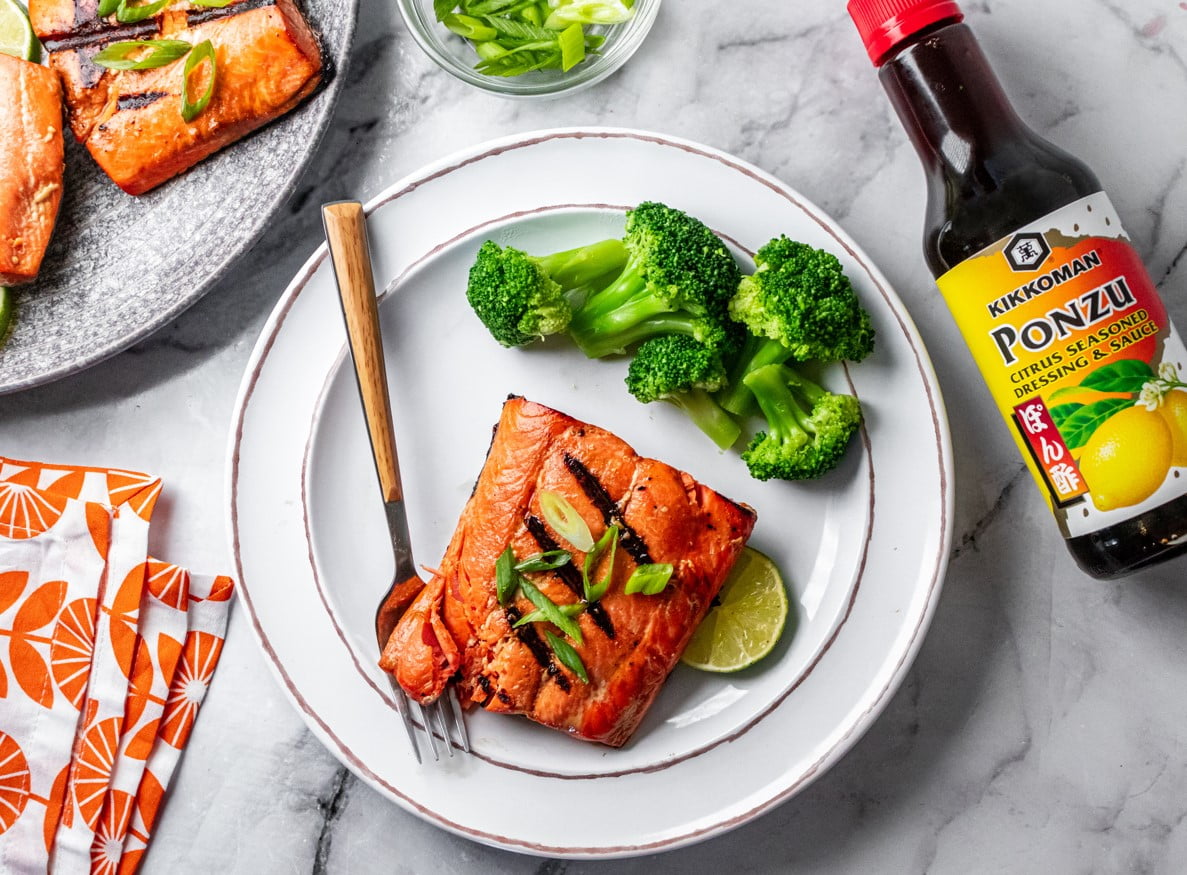 Kikkoman, Ponzu Citrus Sauce, 10 Fl Oz, Versatile Marinade & Dip