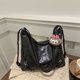 thumbnail image 3 of Bolso de mano de gran capacidad para estudiantes para mujeres en la clase 2025, nuevo bolso de hombro de moda retro de otoño e invierno, bolso de mensajero de alto valor, 3 of 5