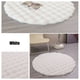 thumbnail image 4 of Alfombrilla redonda de alfombra de terciopelo para sala de estar, sofá, mesa de té - Antideslizante, fácil de limpiar Fibra de poliéster - 19.69 pulgadas / 50 cm - Beige, Gris, Blanco, Rosa, Verde, 4 of 6