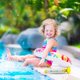 thumbnail image 3 of Aspersor de Agua Juguete de Agua al Aire Libre Material Plástico Duradero Adecuado para Adolescentes y Adultos Juegos de Verano en la Piscina, 3 of 6