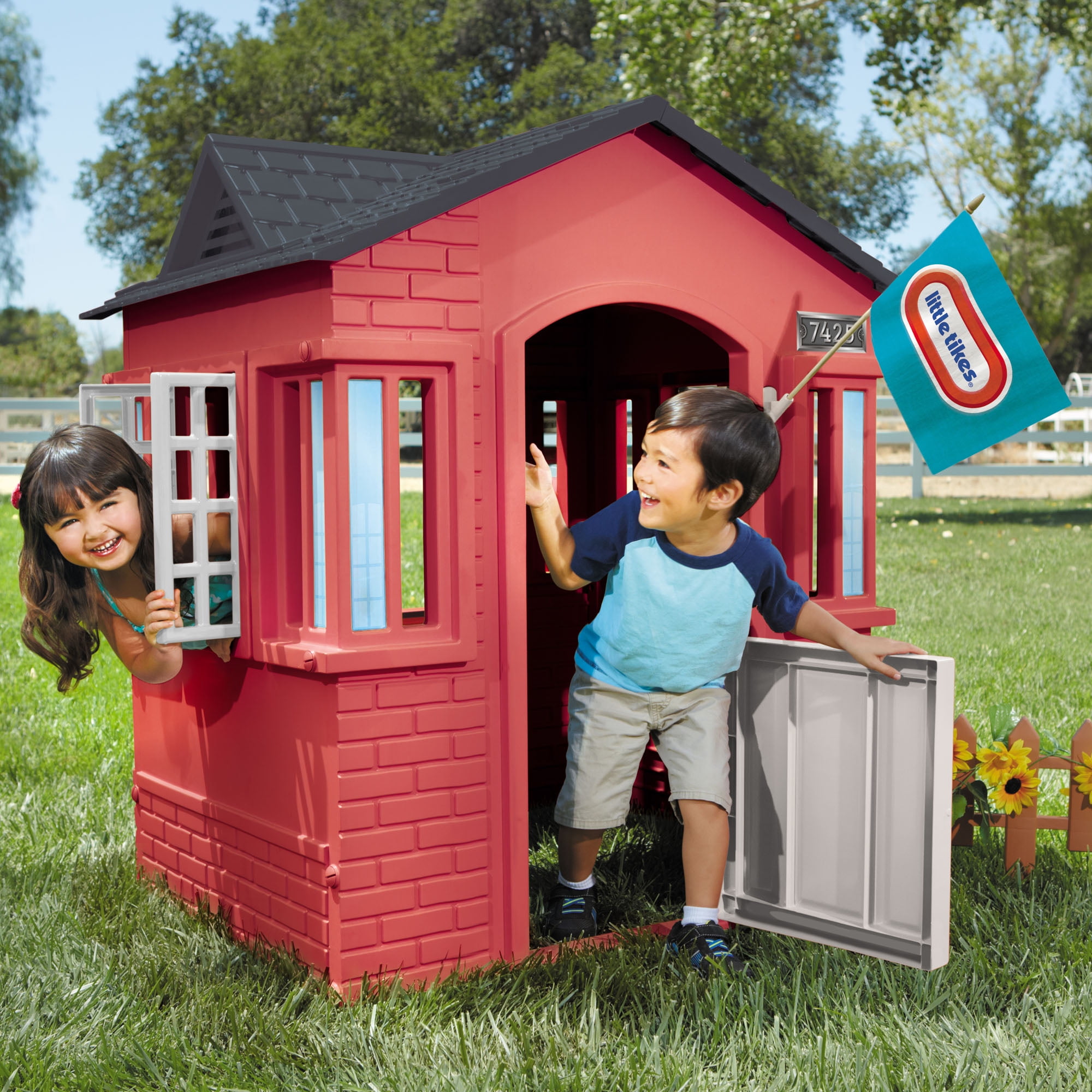 Kids Cottage Playhouse Foldable Plastic Play House Indoor Outdoor Toy Portable 