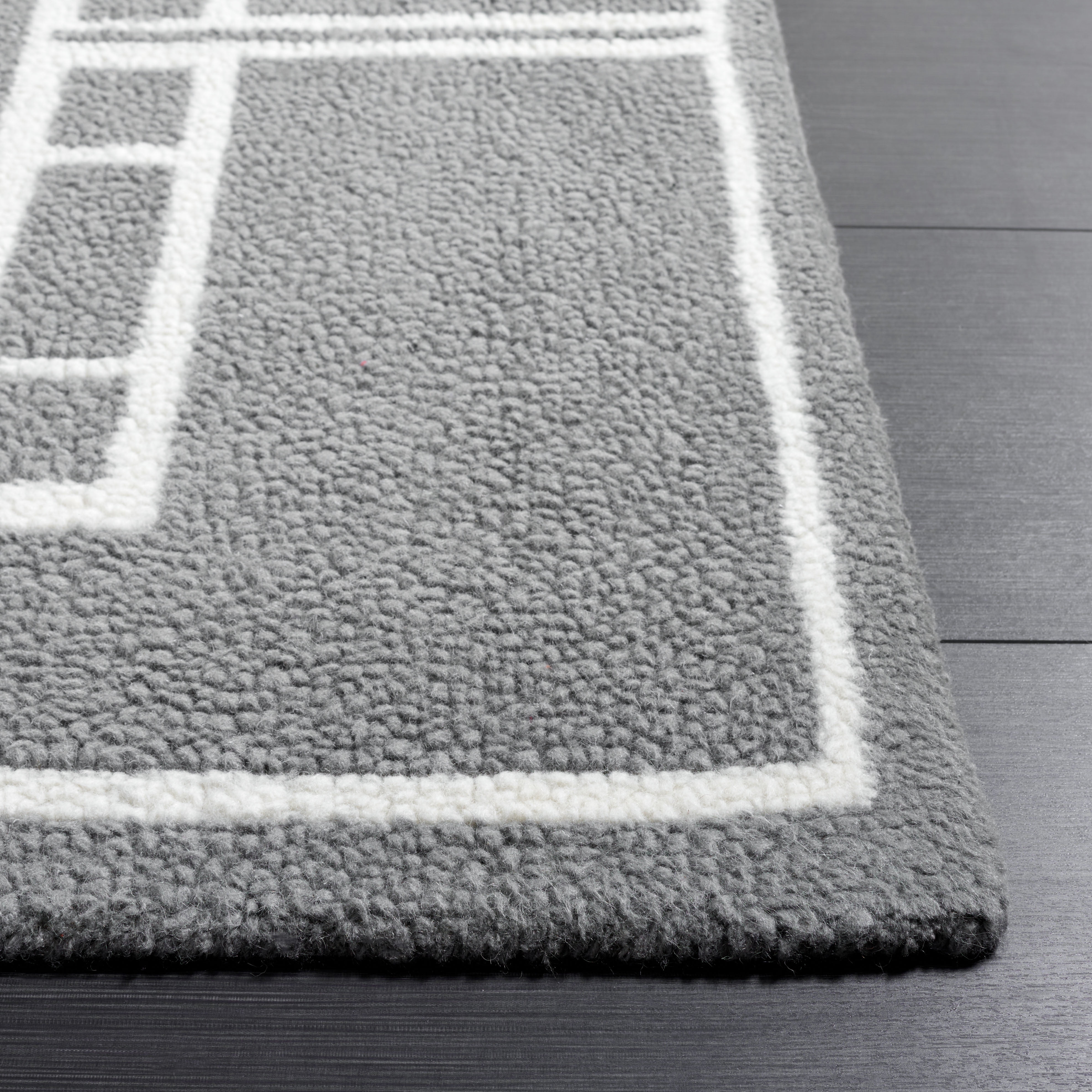 SAFAVIEH Fifth Avenue Della Abstract Area Rug, Grey/Ivory, 6' x 9'