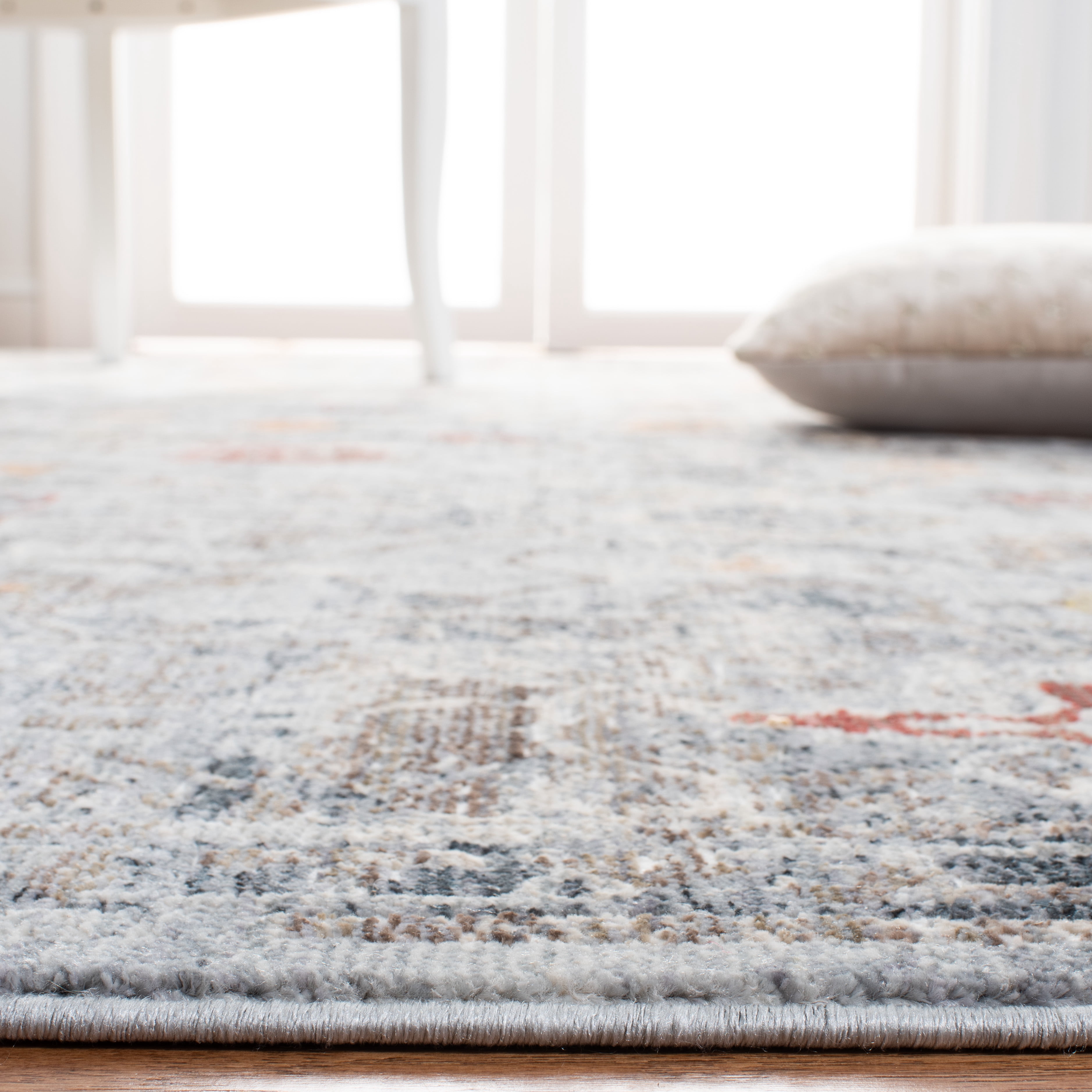 Safavieh History Keiran Distressed Area Rug, Light Gray/Gold, 6'7" x 6'7" Round