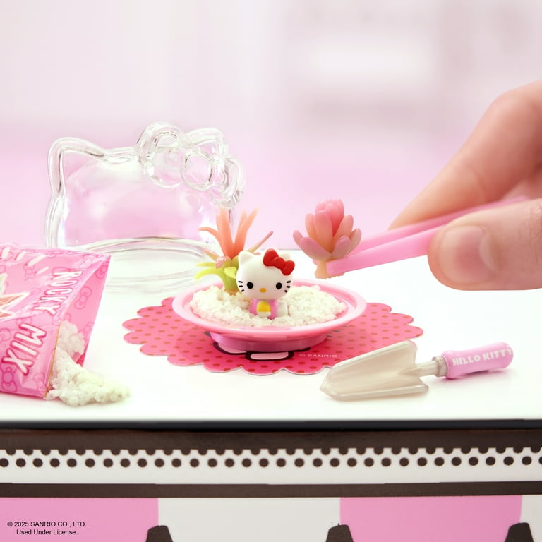 MGA's Miniverse Make It Mini SANRIO Series 2 Micro Figures