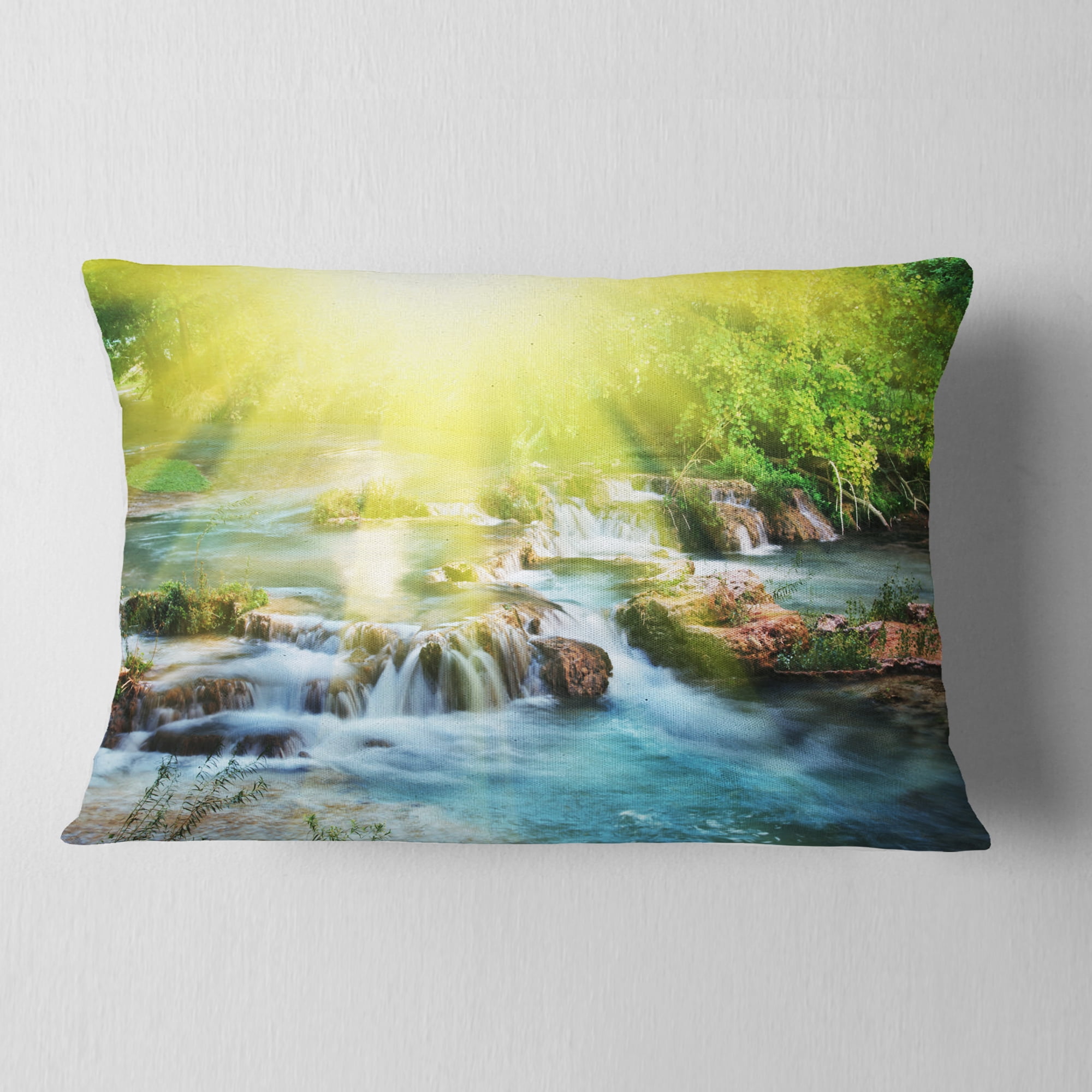 Designart Water Cascade under Shiny Sun - Modern Beach Throw Pillow - 12x20
