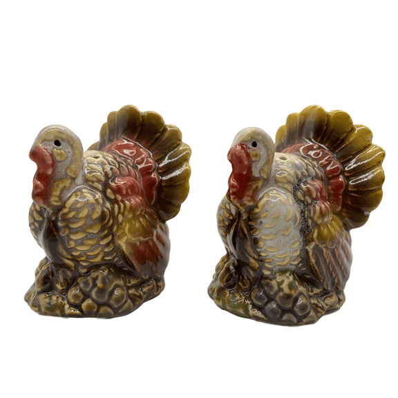 Salt and Pepper Shakers, 2-Piece Set | Spice Dispenser Storage Canisters