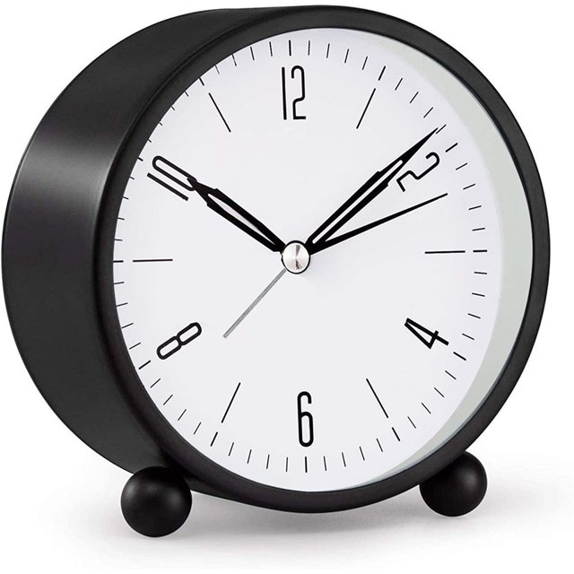 Reloj pequeño súper silencioso de 4 pulgadas con luz nocturna, funciona con pilas, diseño simple, para dormitorio, mesita de noche, oficina, (negro)