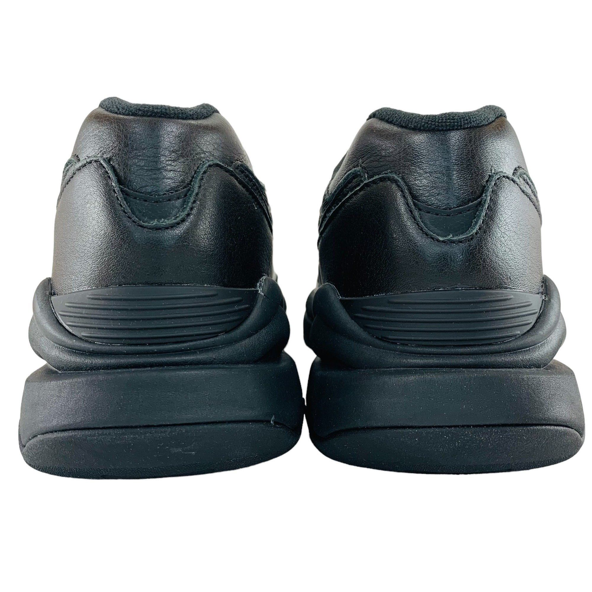 New Balance 57/40 Triple Black Sneakers, New Men display picture 2