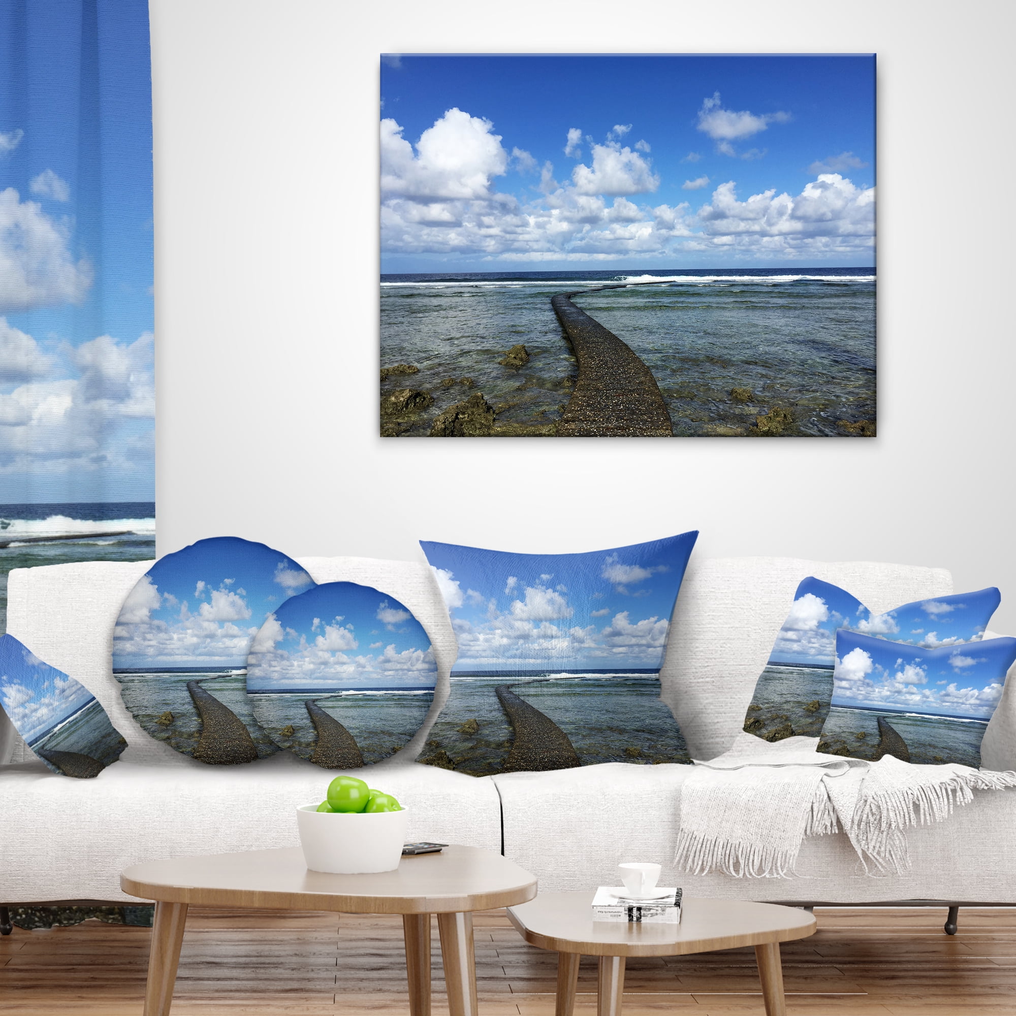 Designart Rocky Coast along Pacific Ocean - Seashore Throw Pillow - 18x18