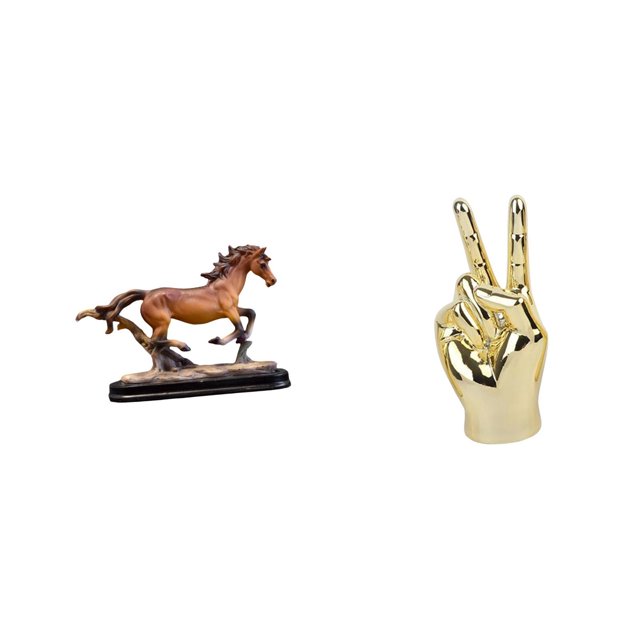 Elegante figura ecuestre en pose gestual, ideal para decorar el escritorio de tu sala de estar o cualquier . Adorno artístico único, e