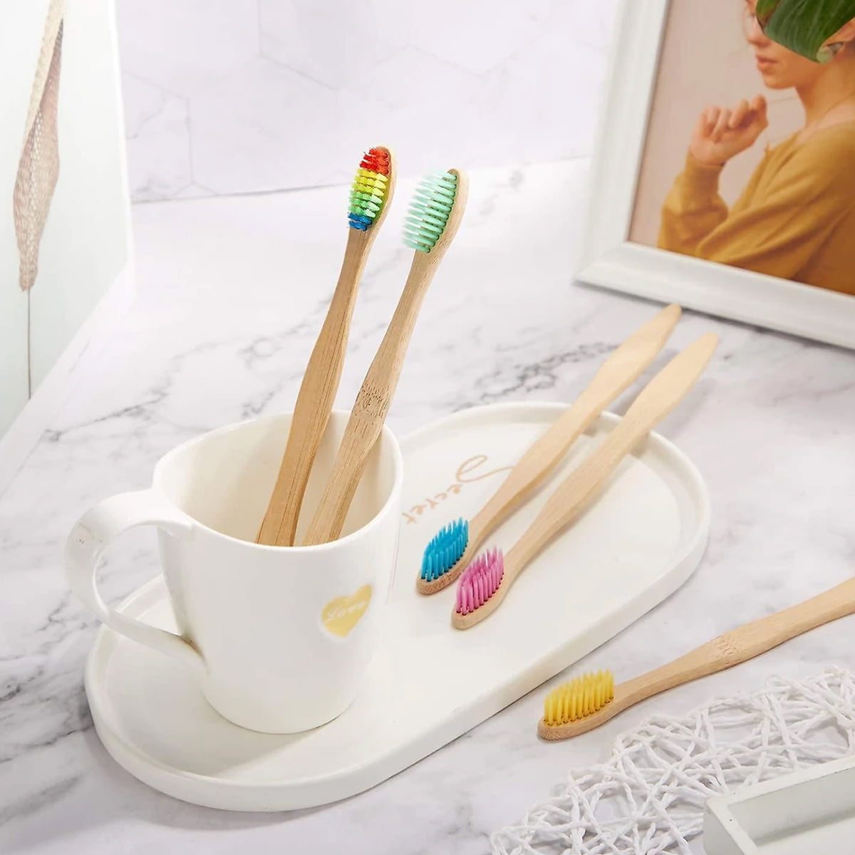 Brosses à Dents En Bambou - Poils Infusés Au Charbon Actif - Lot Au Choix - Marque Newday