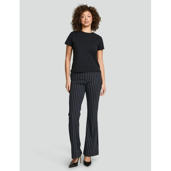 Mrs Momma Bear Classic-Fit Tailored Athleisure Black, Crewneck Luxe Tee (Women's)