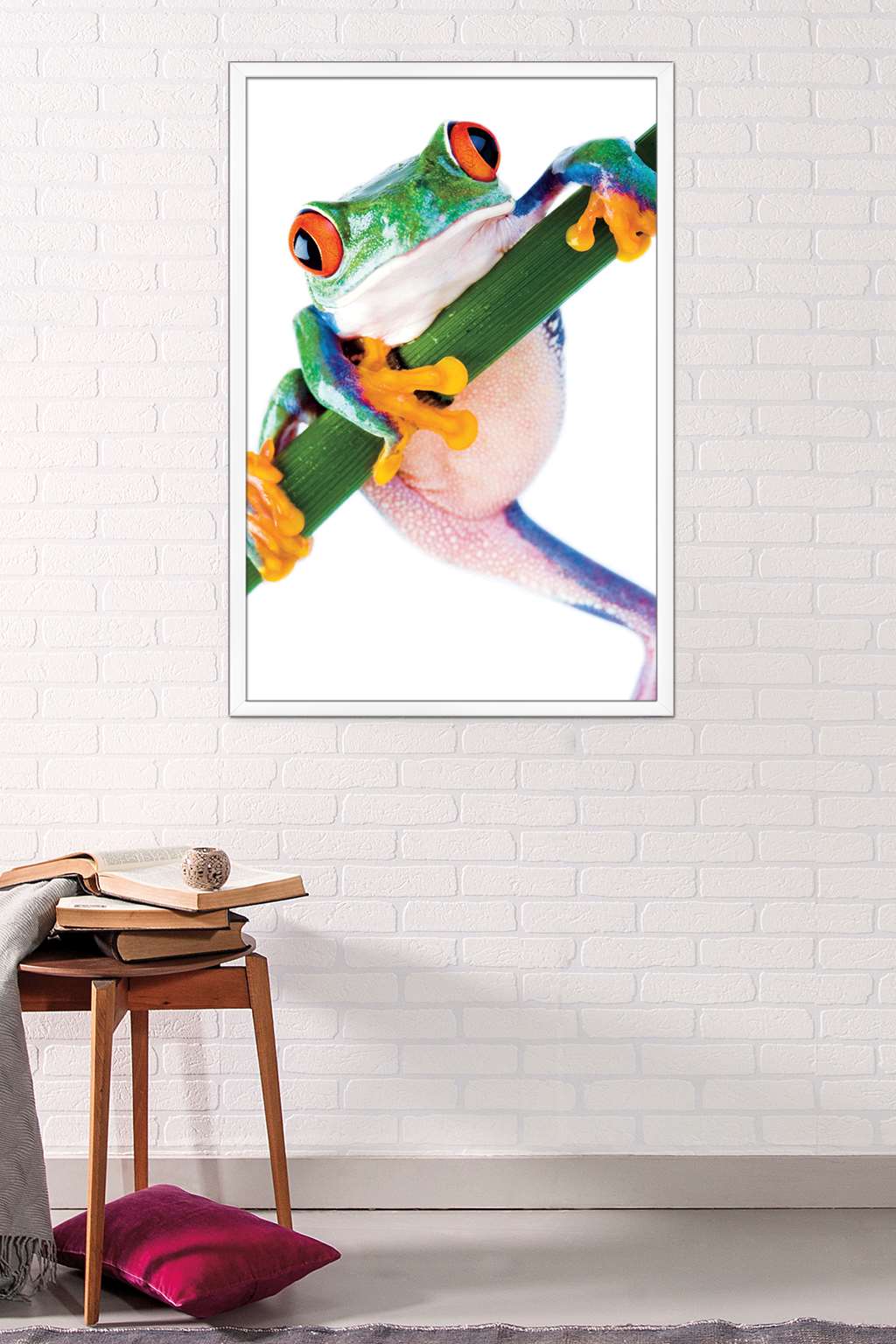 Tree Frog Wall Poster, 22.375" x 34", Framed
