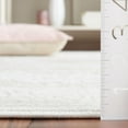 thumbnail image 2 of SAFAVIEH Hanna Lynna Traditional Area Rug, 2 of 7