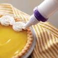 thumbnail image 3 of Herramienta para glaseado de tartas Wilton Dessert Plus, transparente, 3 of 5