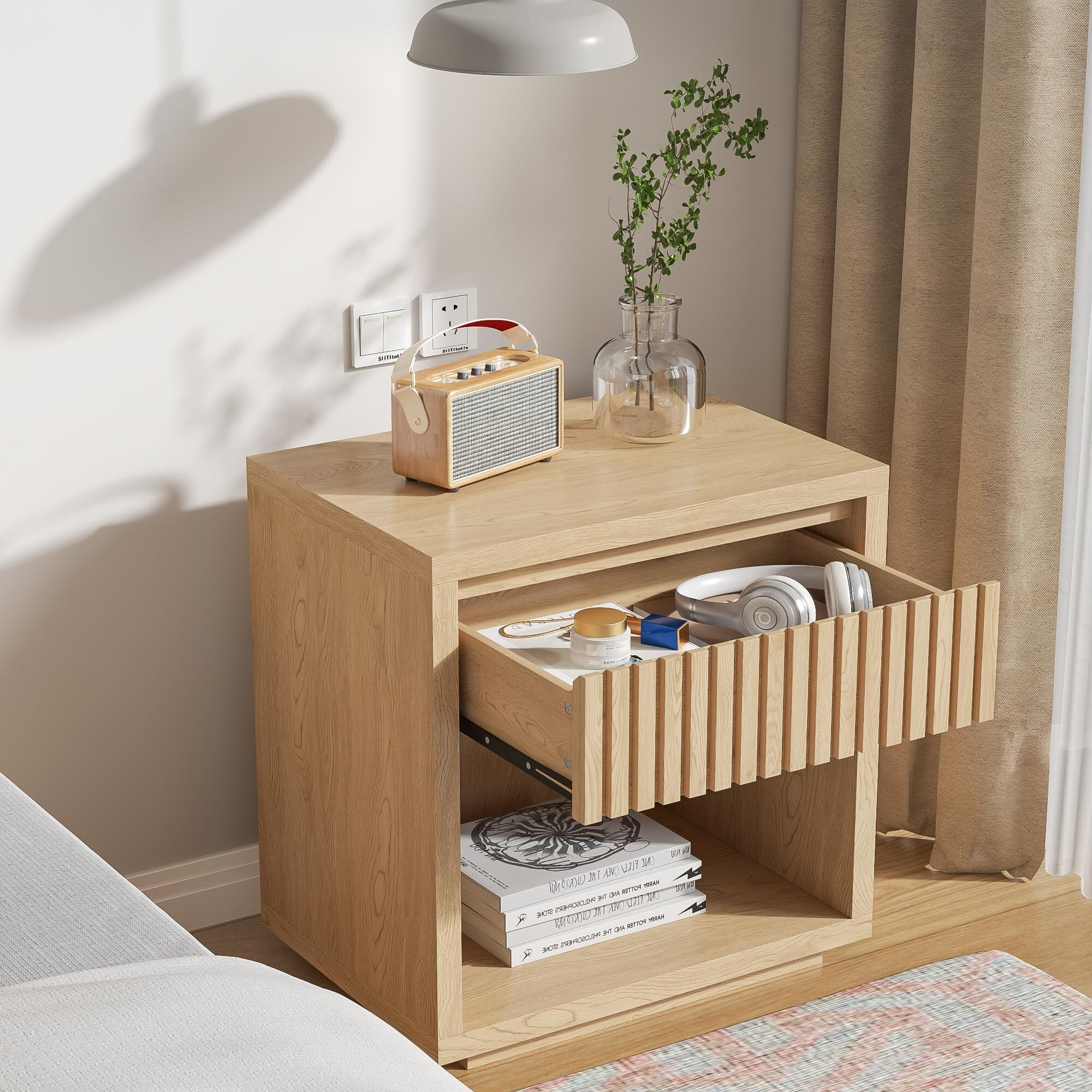 Fluted Nightstand with Drawer Storage, Mid Century Bedside End Table for Bedroom, Wood, 1 pcs