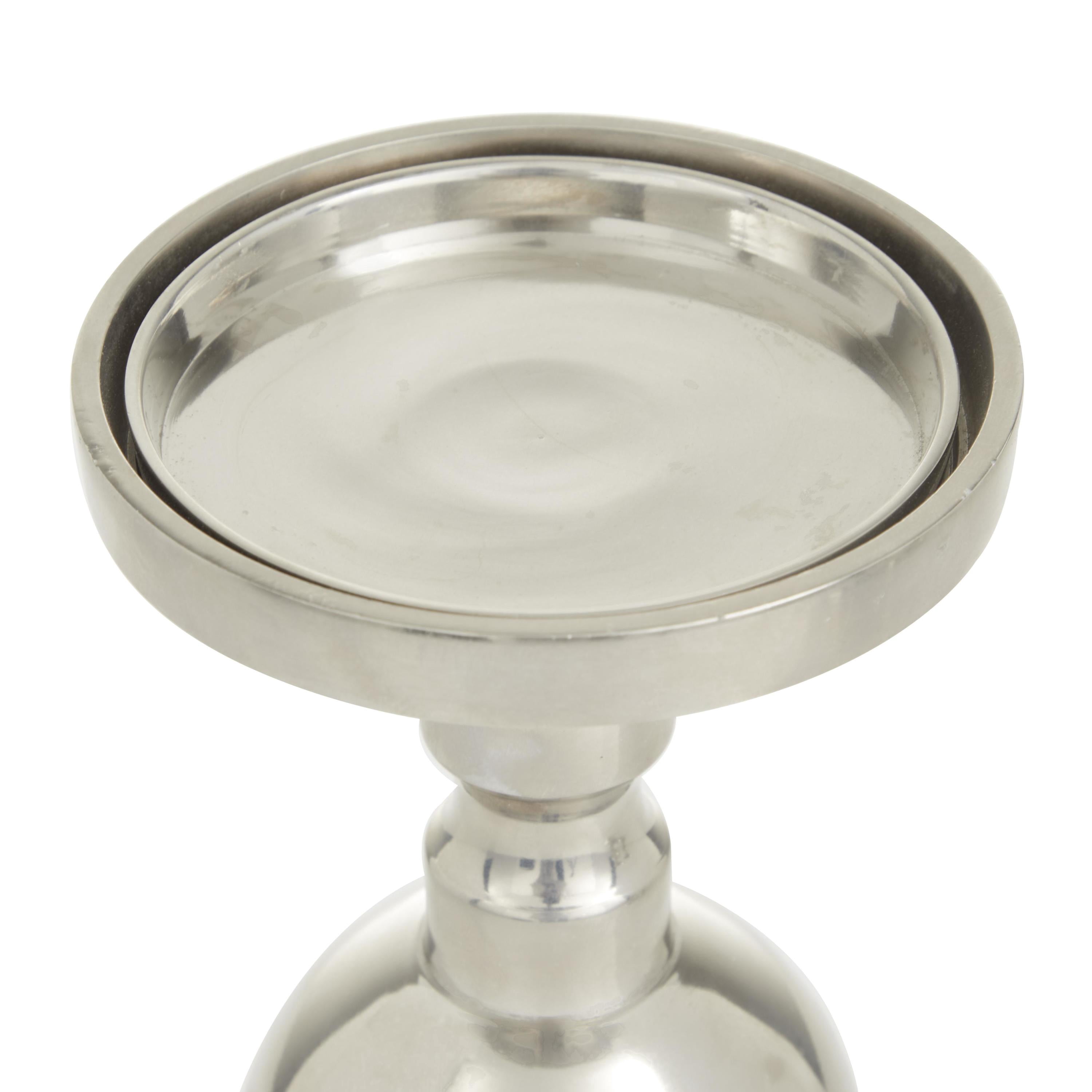 DecMode 3 Candle Silver Aluminum Metal Pillar Candle Holder, Set of 3
