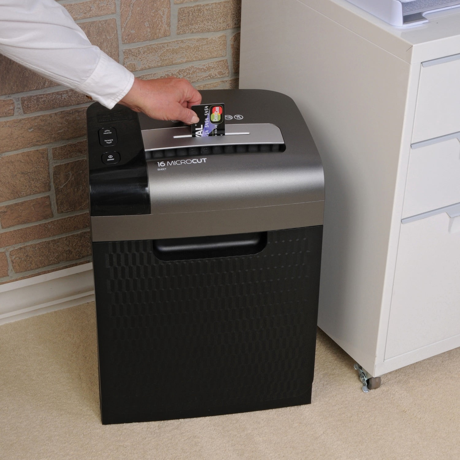 Royal 89117X 1630MC Microcut Paper and CD Shredder