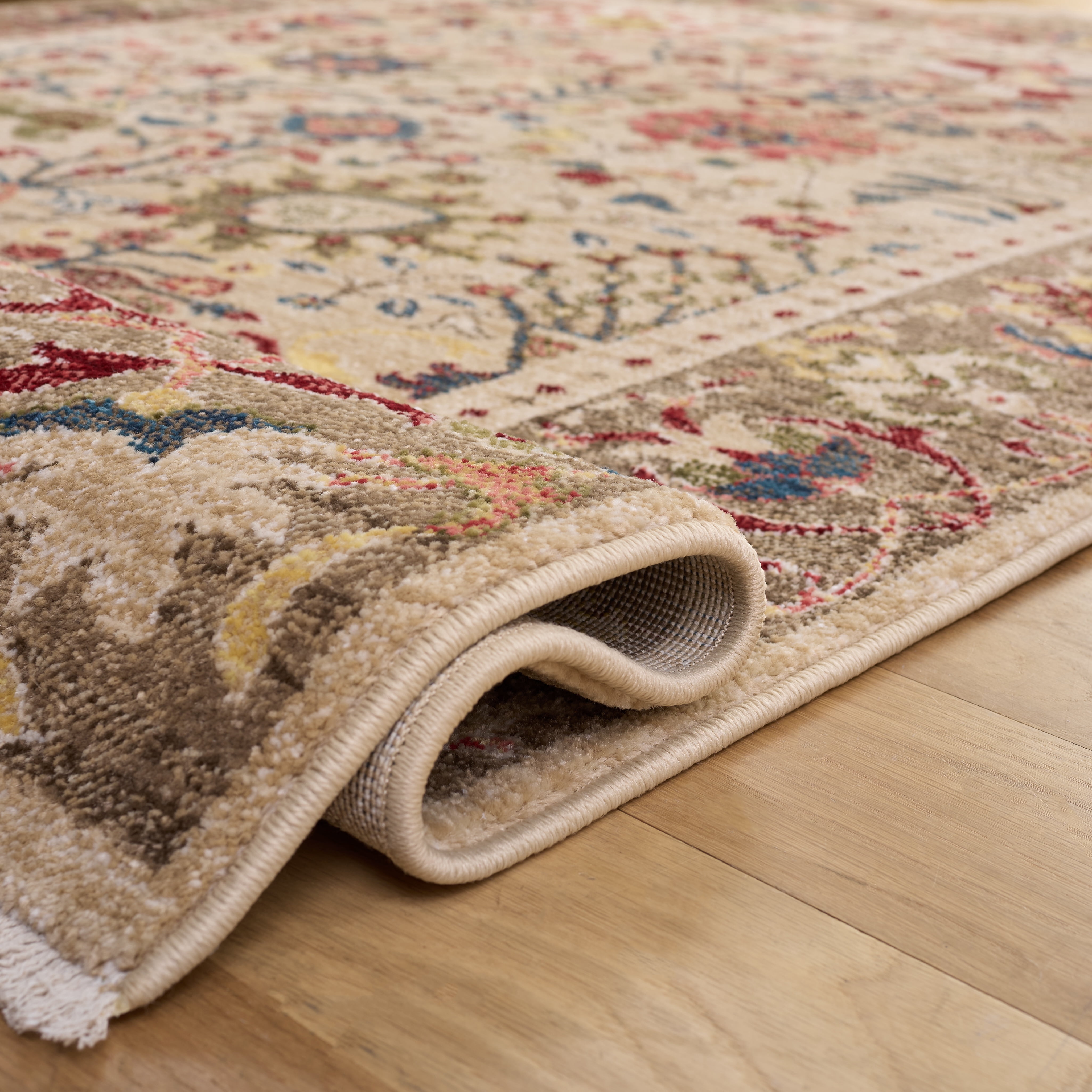 Safavieh Kashan Vaska Oriental Area Rug, Beige/Taupe, 4' x 4' Round