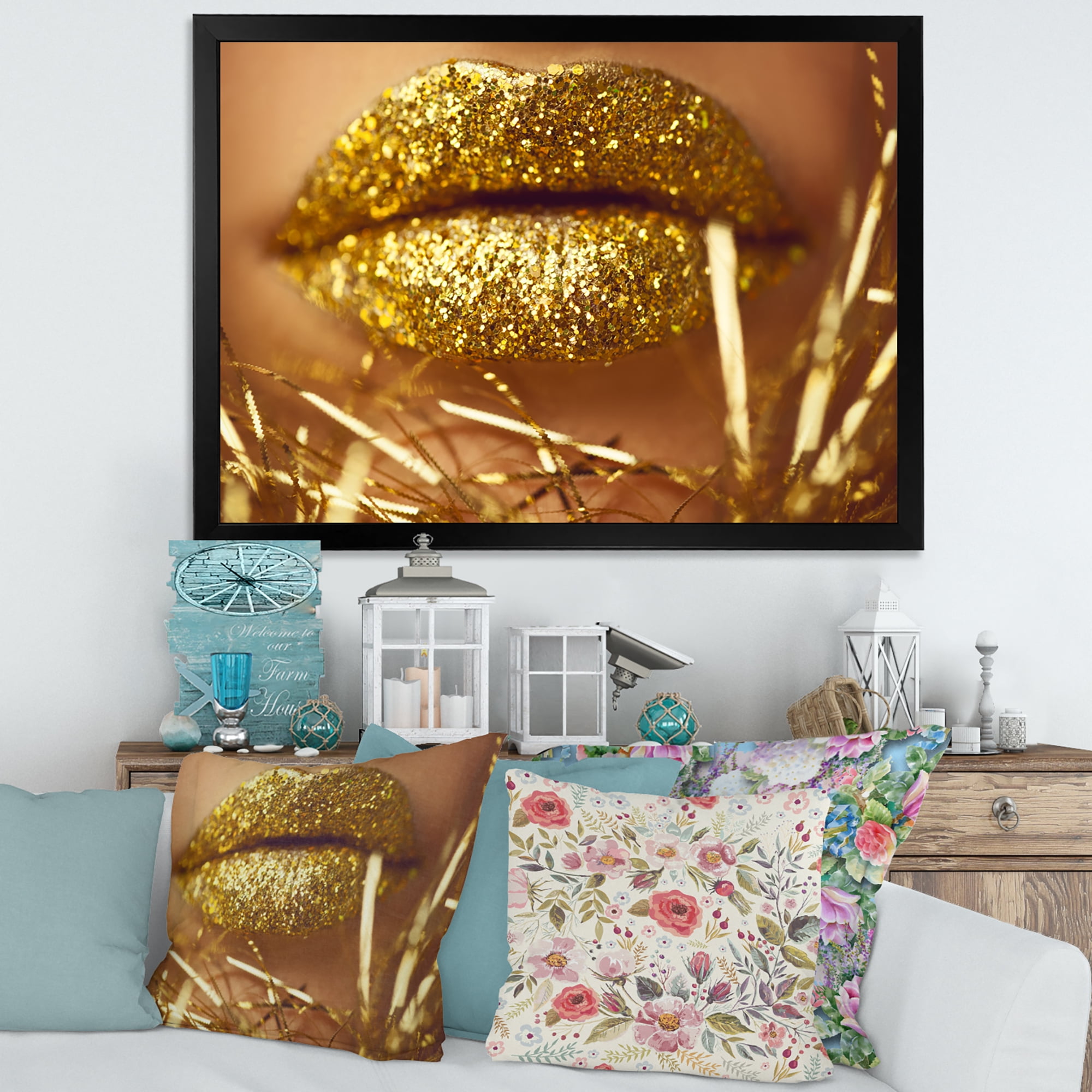 Designart 'Golden Female Lips' Modern Framed Art Print