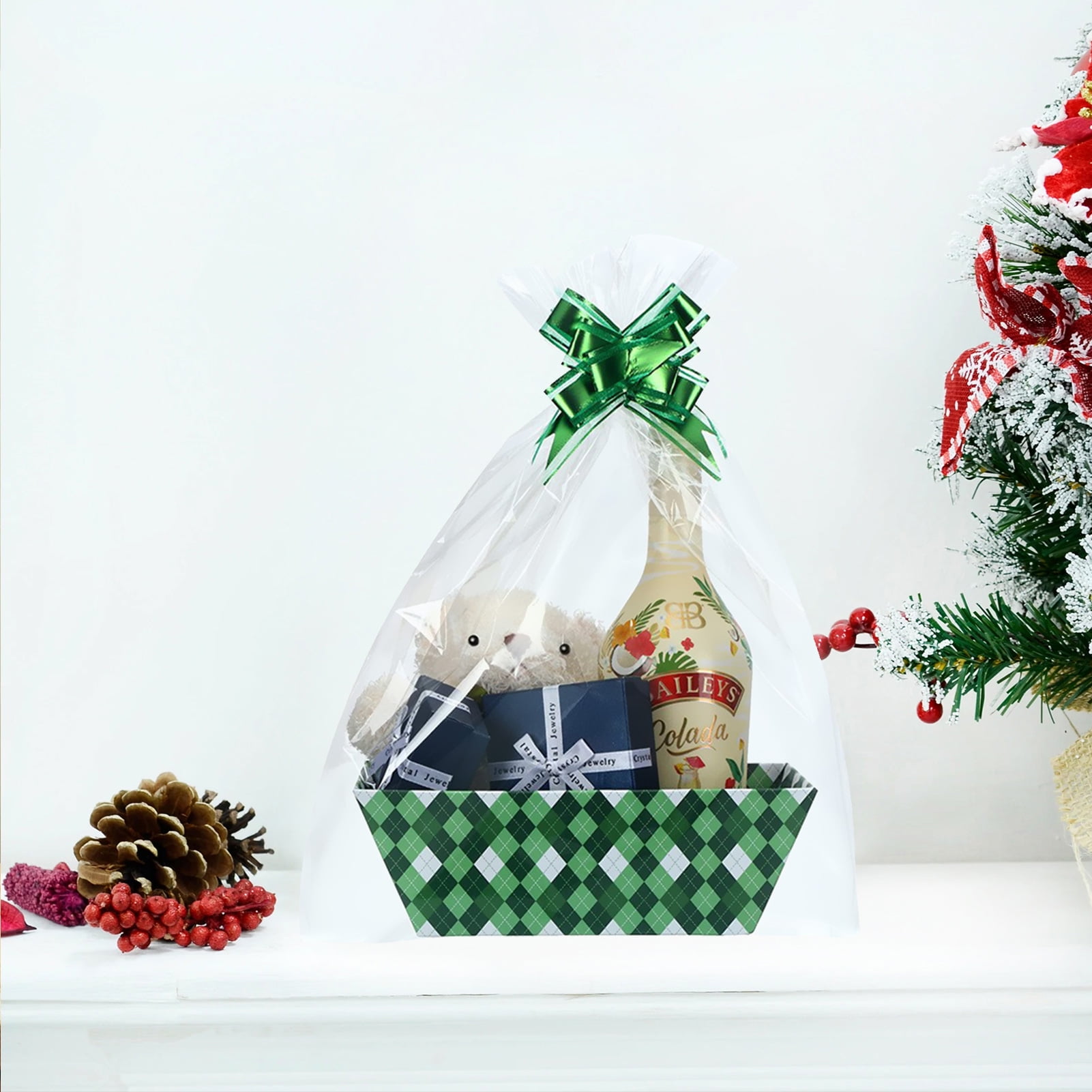 15+ Best Christmas Gift Basket & Door Drop Ideas