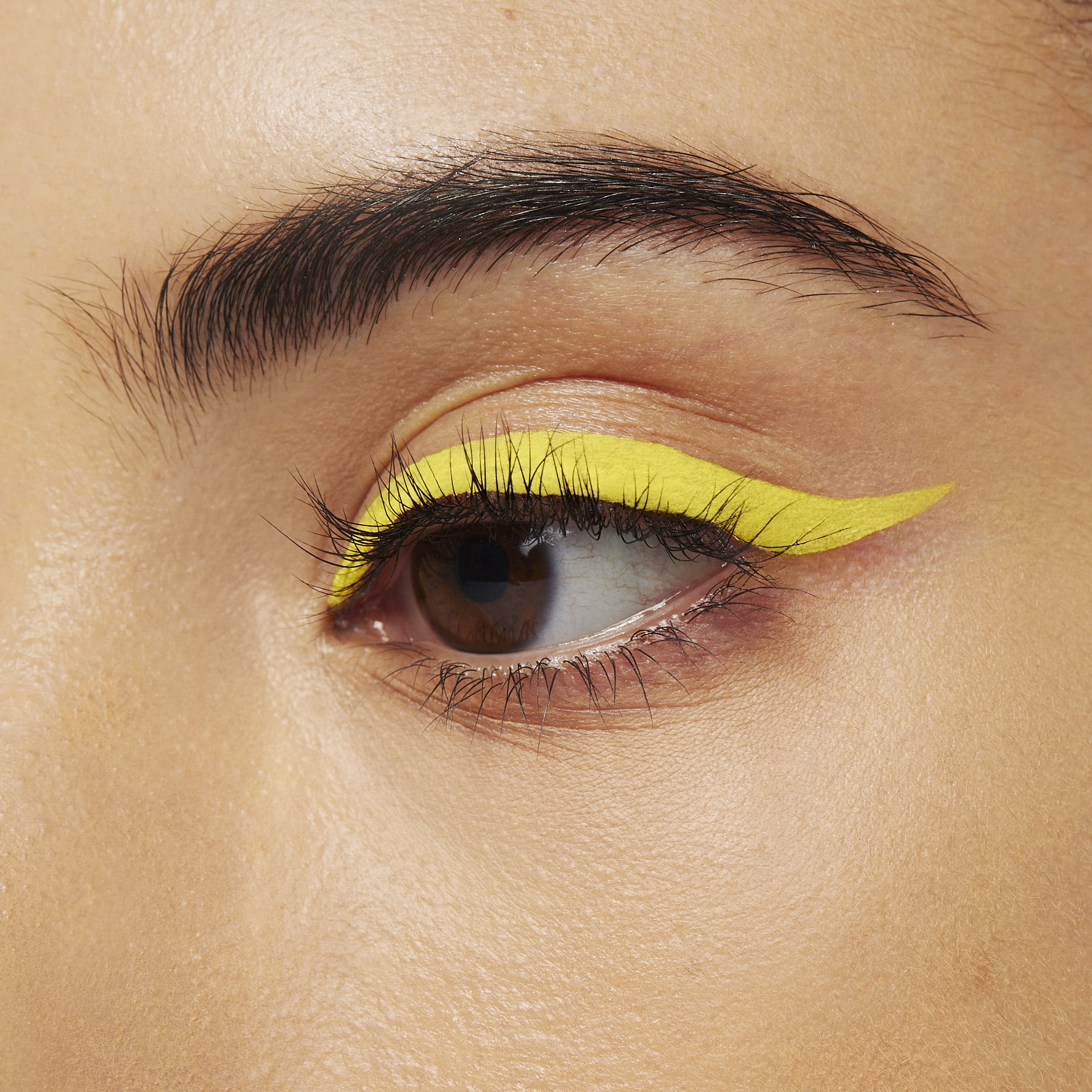 af94 Backline Liquid Eyeliner, I Saw Sparks, Yellow