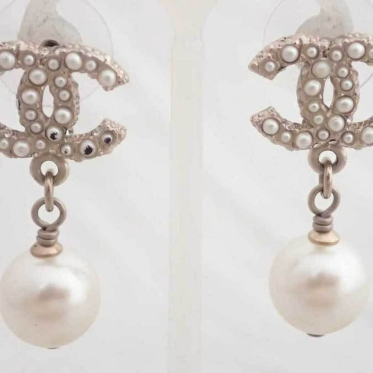 2023 Chanel Interlocking CC FlowerPetal Earrings
