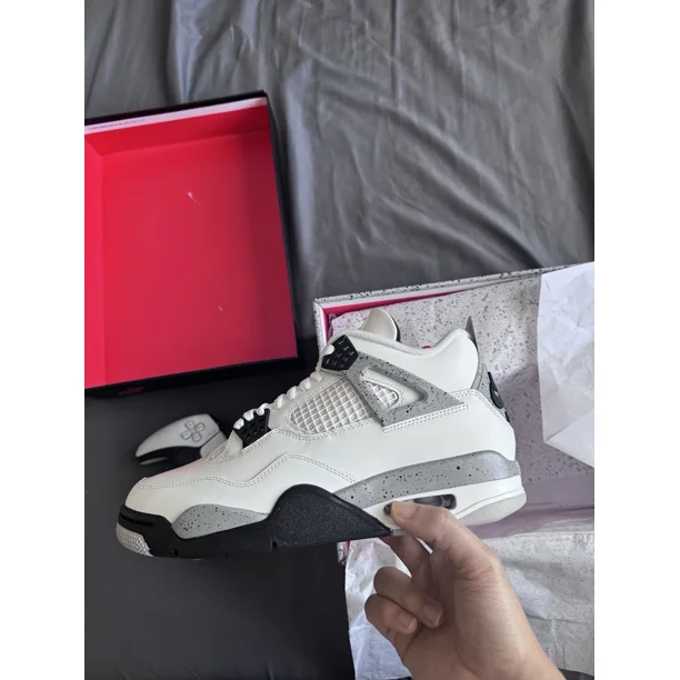 Ni-k-e Air Jordan 4 Retro White Cement 2025 FV5029-100 DS Size 12