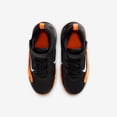 thumbnail image 4 of Nike Unisex Kids IsoFly Little Kid/Big Kid Black/Ghost/Total Orange/Bright Citrus 5 Medium Big Kid, 4 of 6