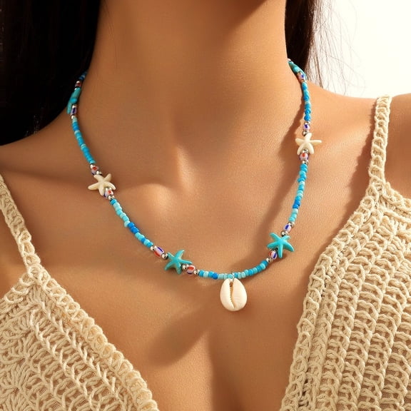 Elegant Beaded Necklace with Shell Pendants for a Casual Bohemian Look